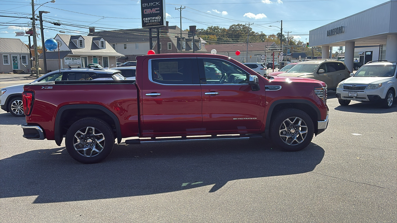 2024 GMC Sierra 1500 SLT 40