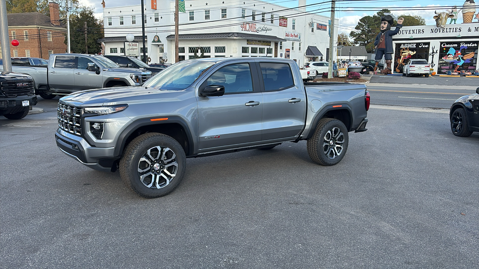 2024 GMC Canyon 4WD AT4 2