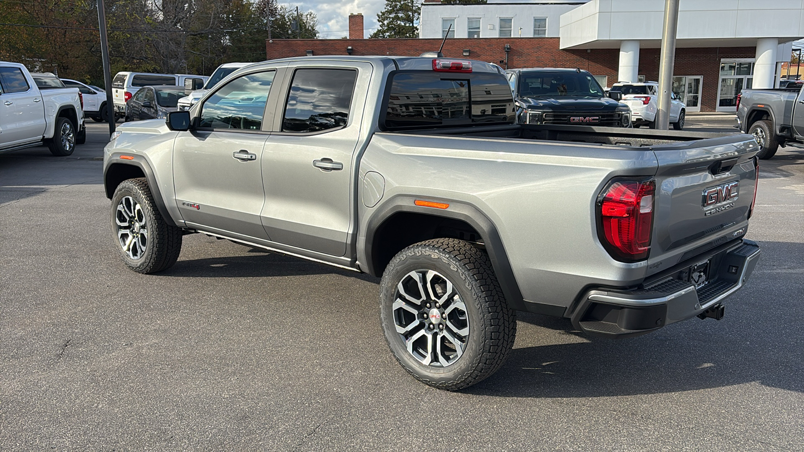 2024 GMC Canyon 4WD AT4 27