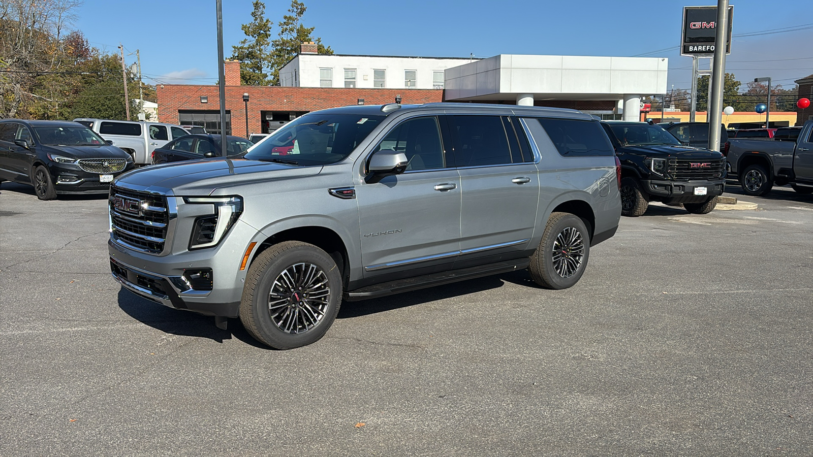 2025 GMC Yukon XL Elevation 2