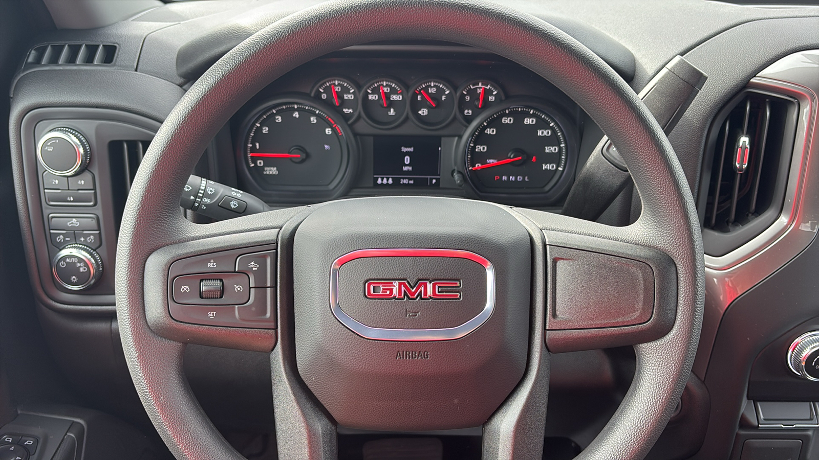 2024 GMC Sierra 2500HD Pro 12