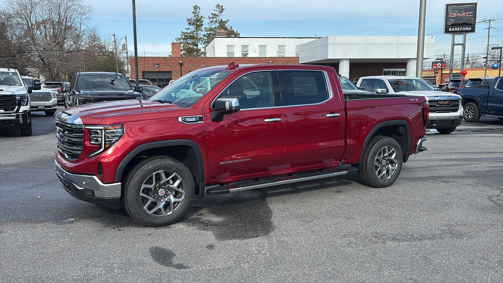 2025 GMC Sierra 1500 SLT 2