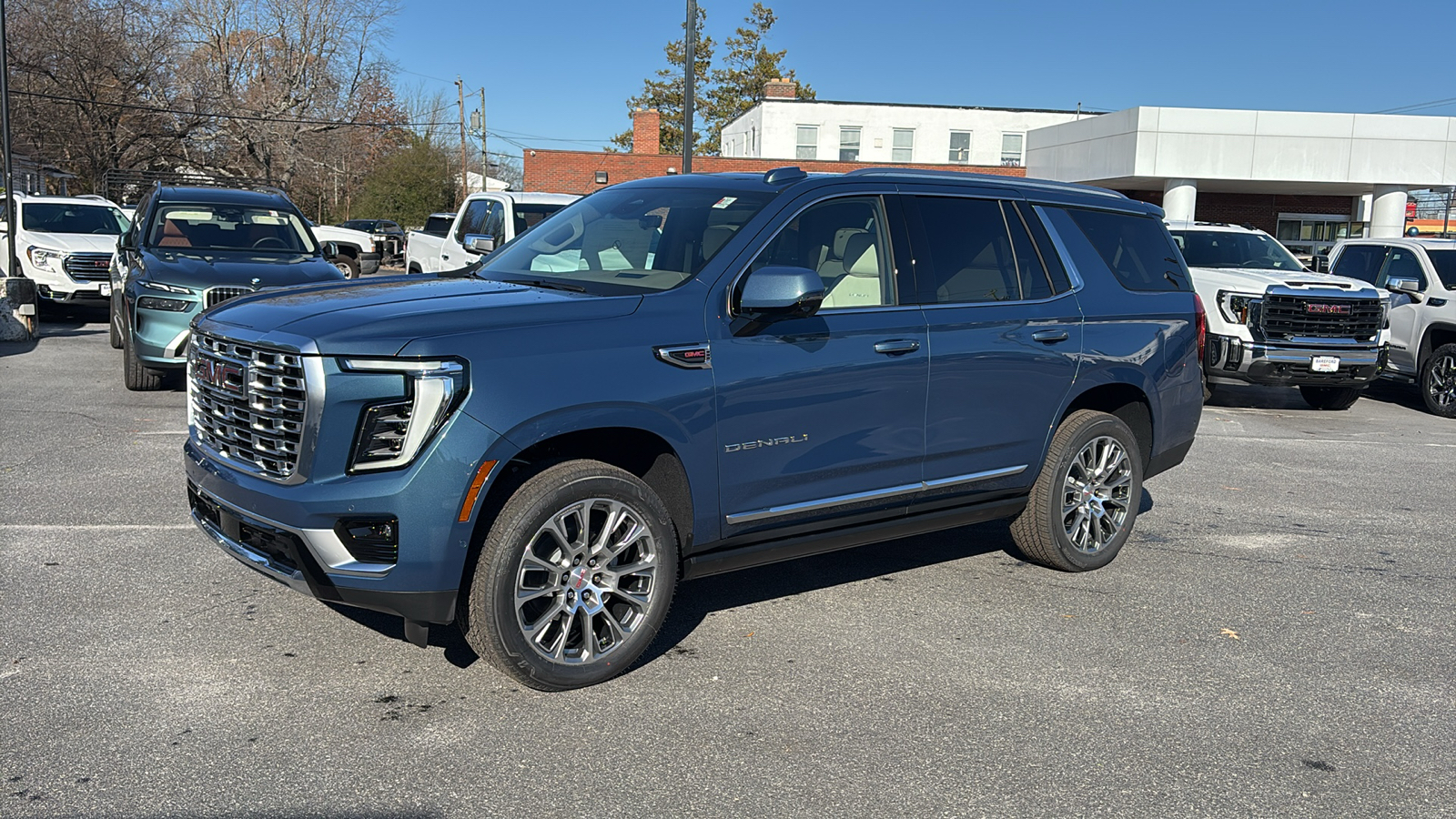 2025 GMC Yukon Denali 2