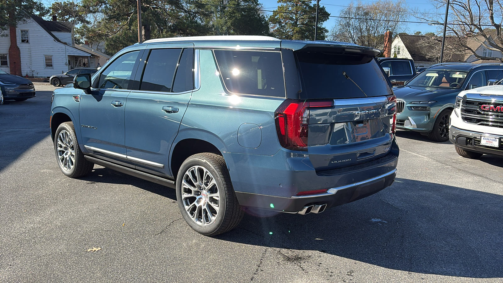 2025 GMC Yukon Denali 34