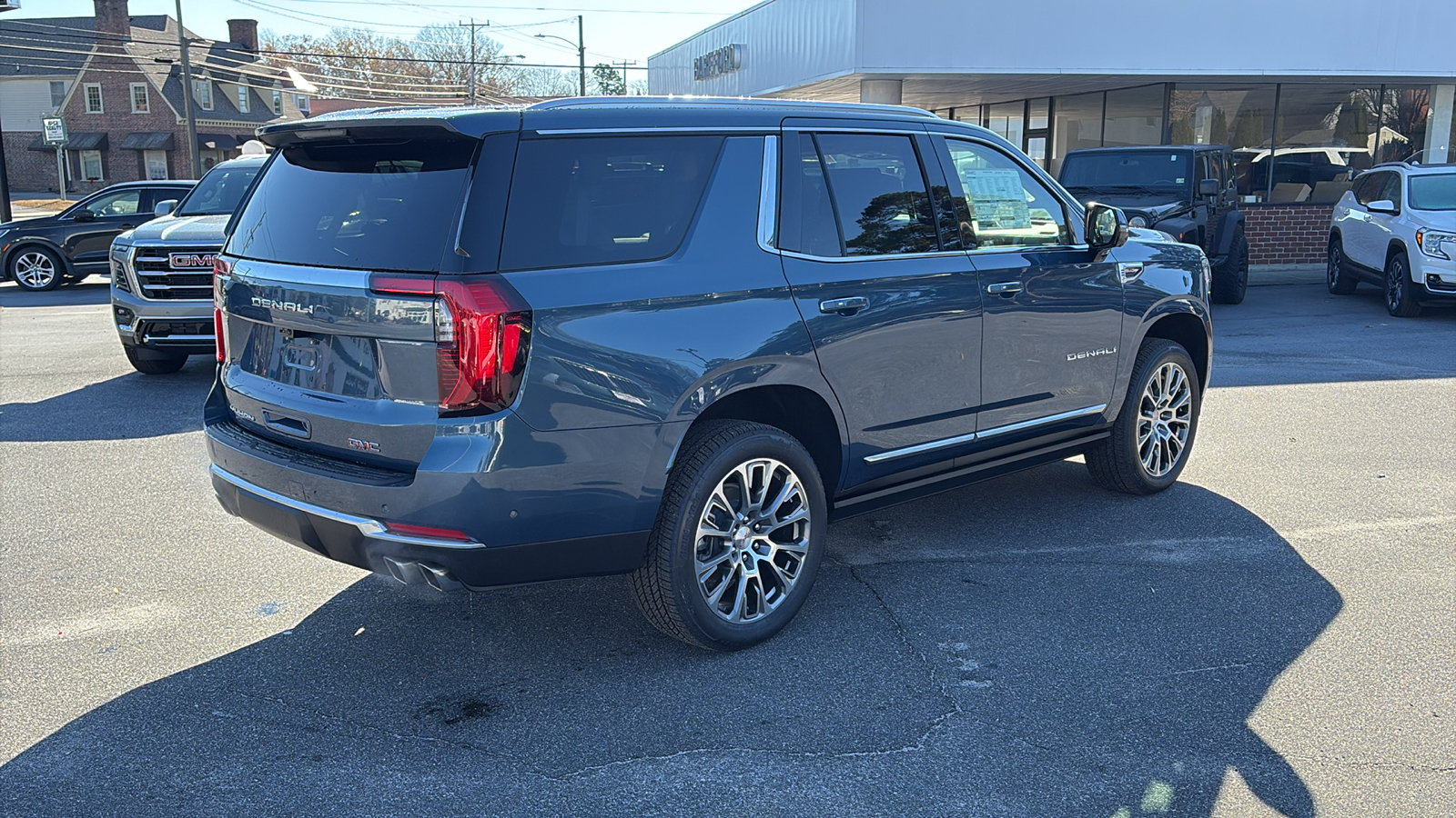 2025 GMC Yukon Denali 40