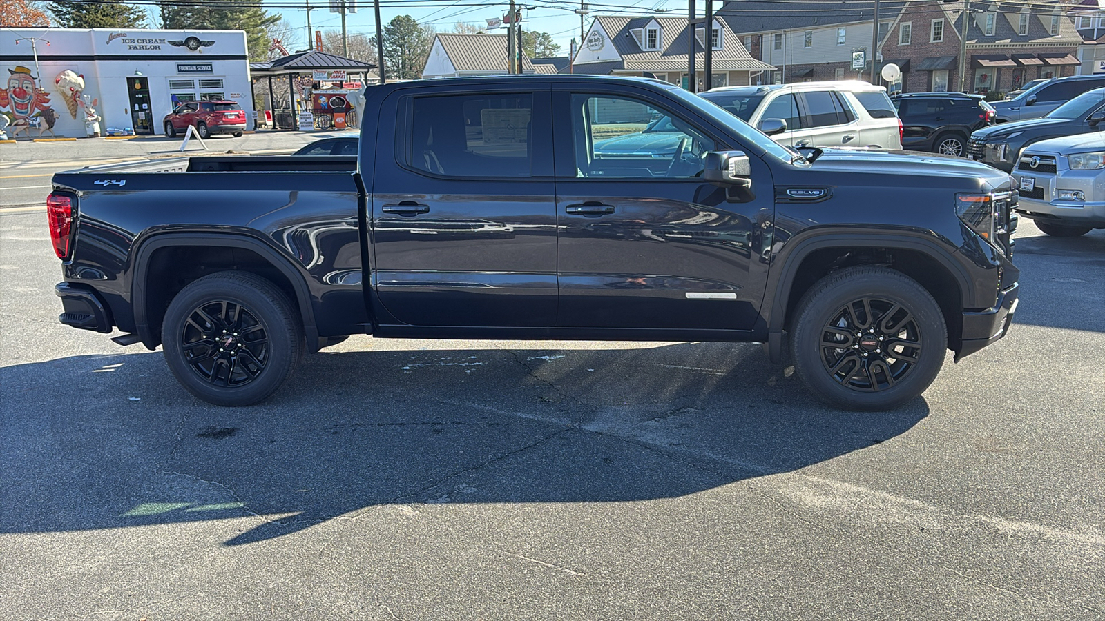 2025 GMC Sierra 1500 Elevation 37