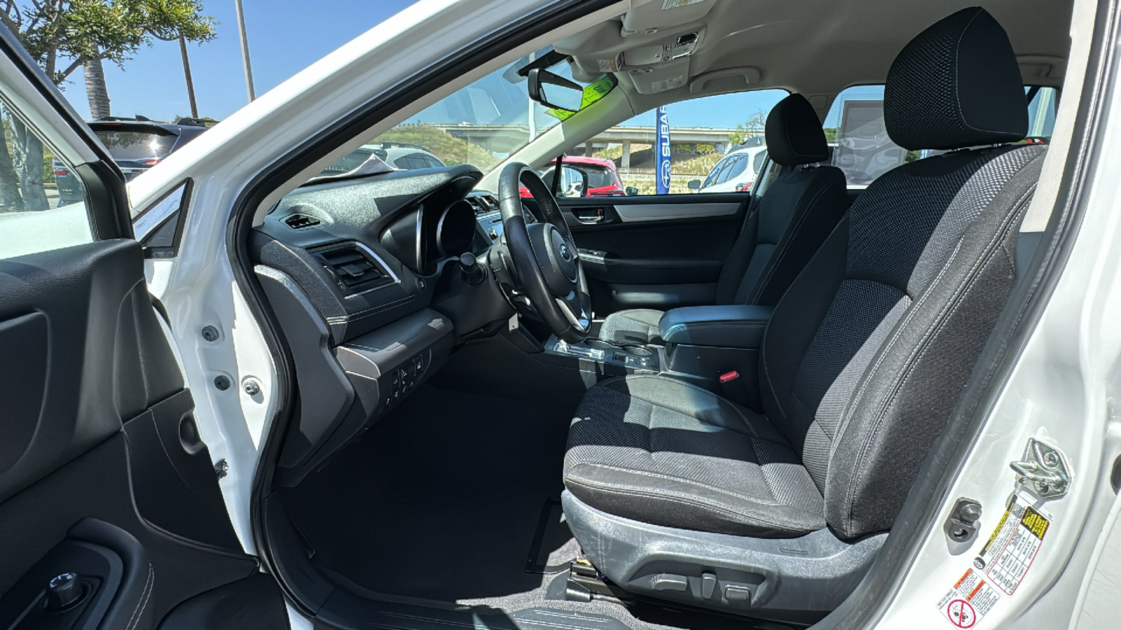 2019 Subaru Outback 2.5i Premium 12