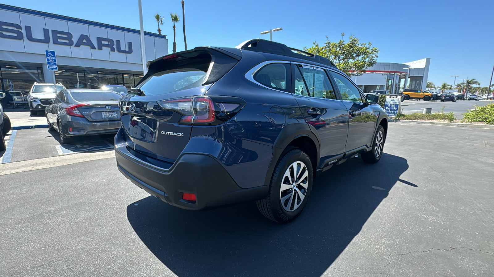 2025 Subaru Outback 2.5i 3