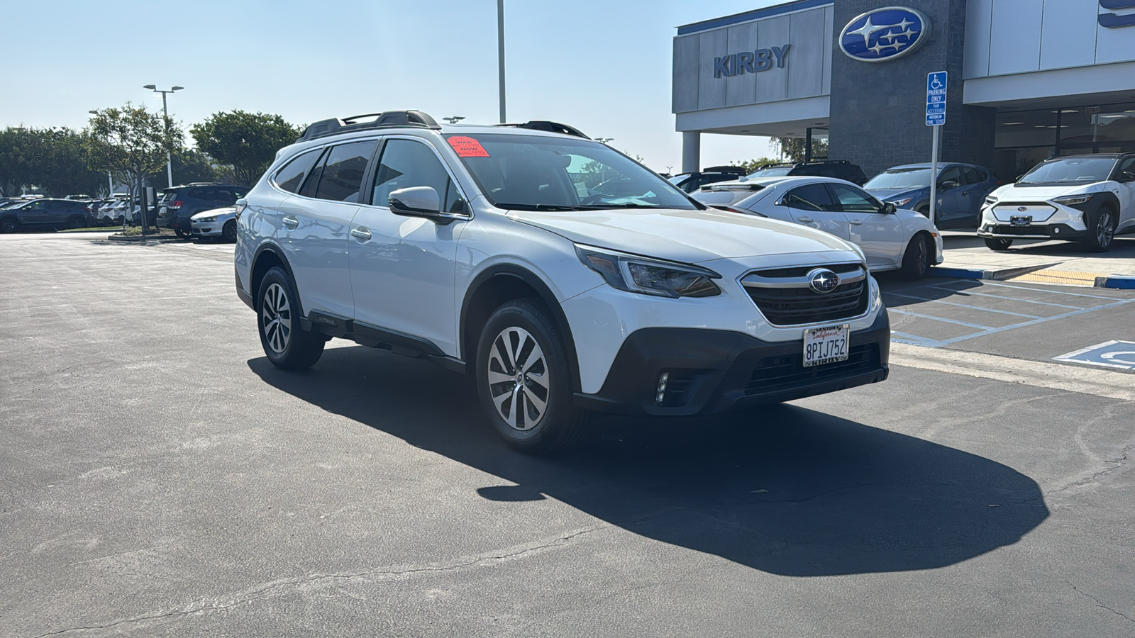 2020 Subaru Outback Premium 1