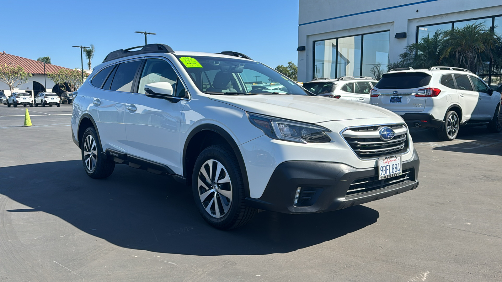 2022 Subaru Outback Premium 1