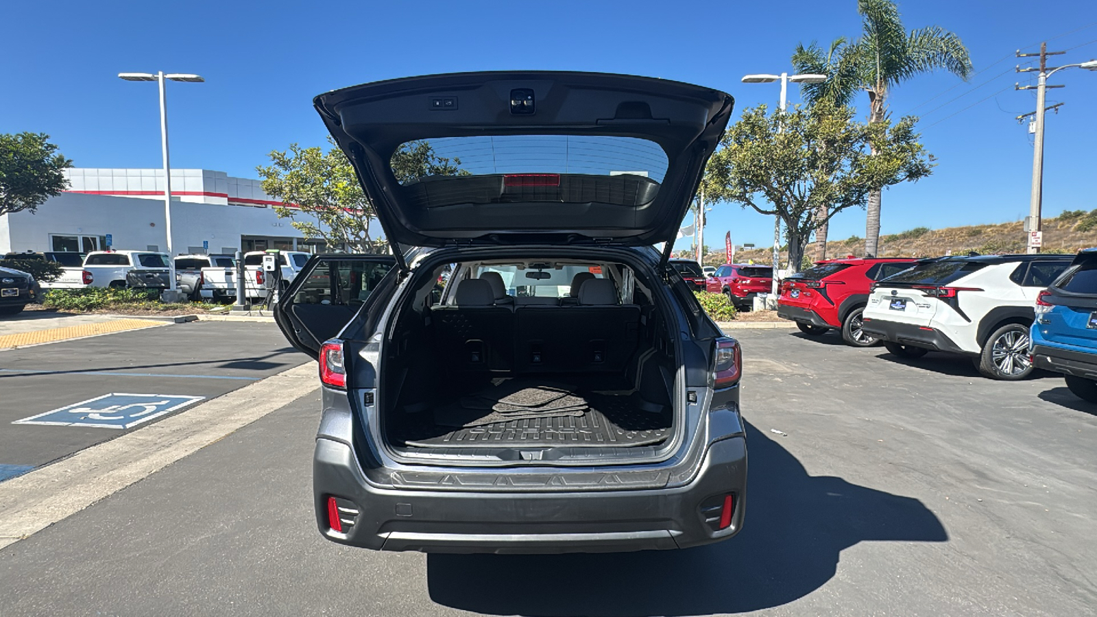 2022 Subaru Outback Premium 10