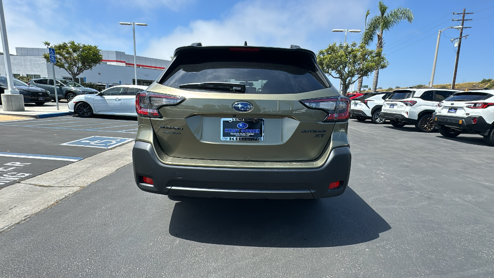 2025 Subaru Outback Onyx Edition XT 4