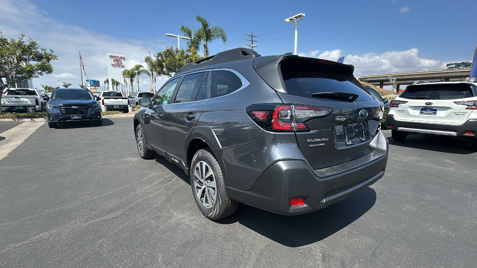 2025 Subaru Outback Premium 5