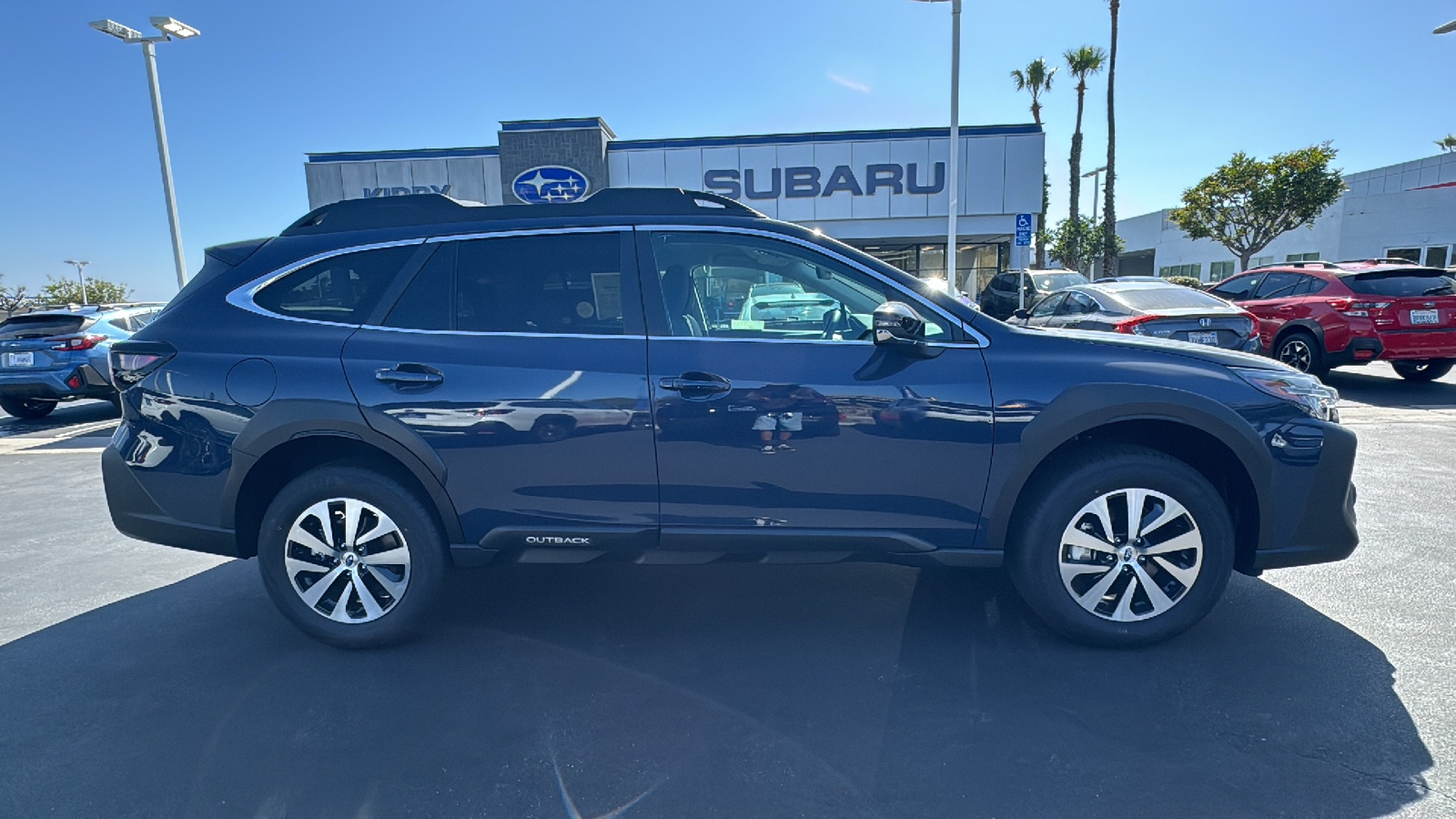 2025 Subaru Outback Premium 2