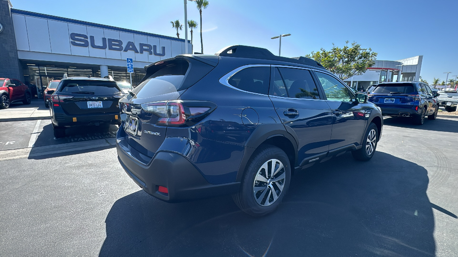 2025 Subaru Outback Premium 3