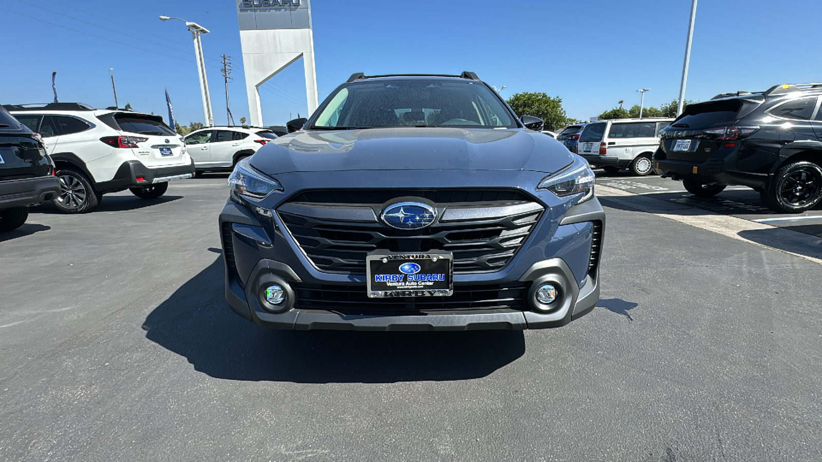 2025 Subaru Outback Premium 8