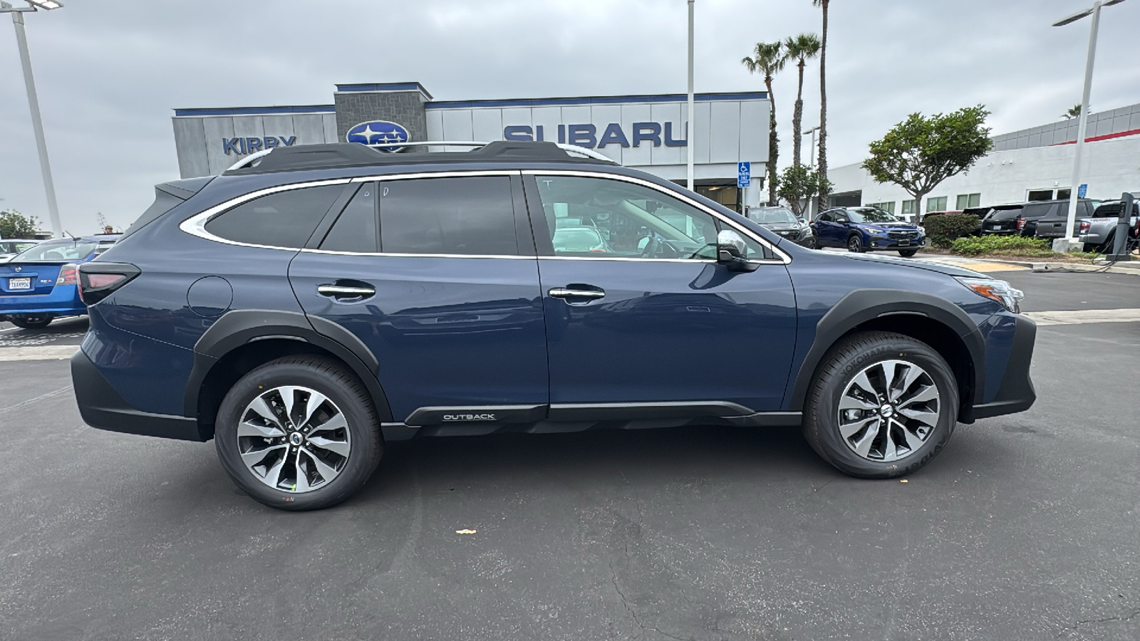 2025 Subaru Outback Touring 2