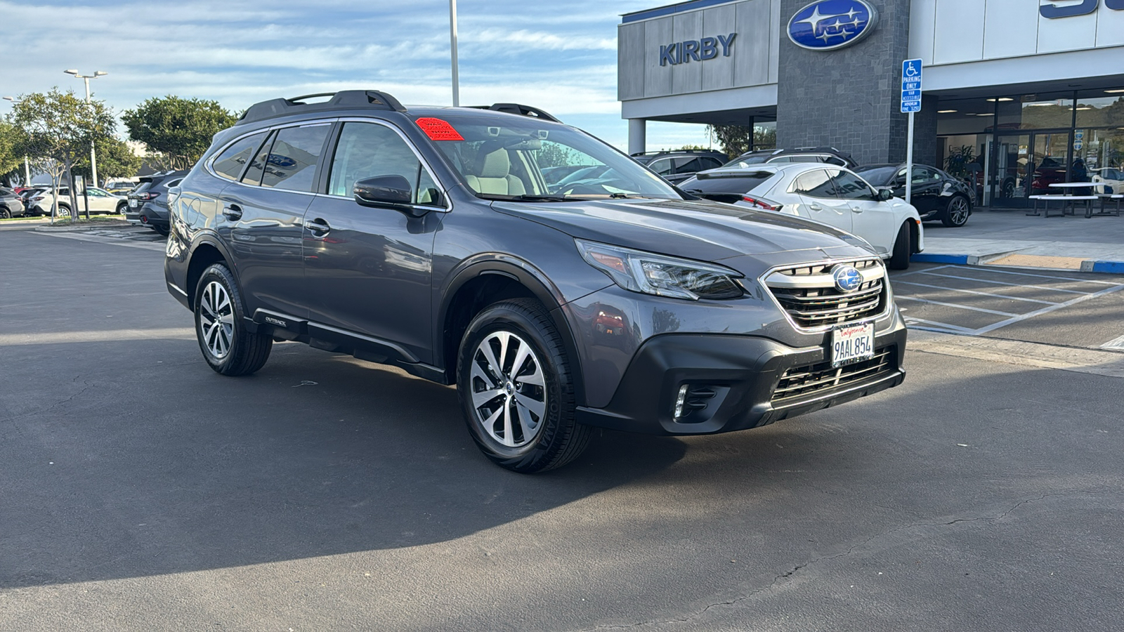 2022 Subaru Outback Premium 1