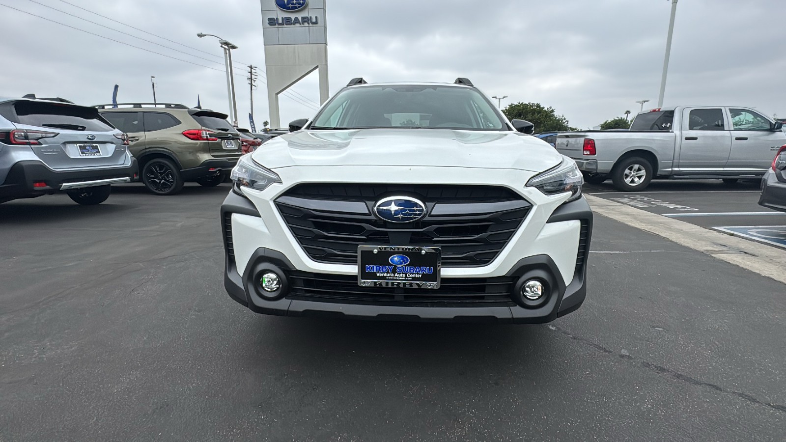 2025 Subaru Outback Premium 8