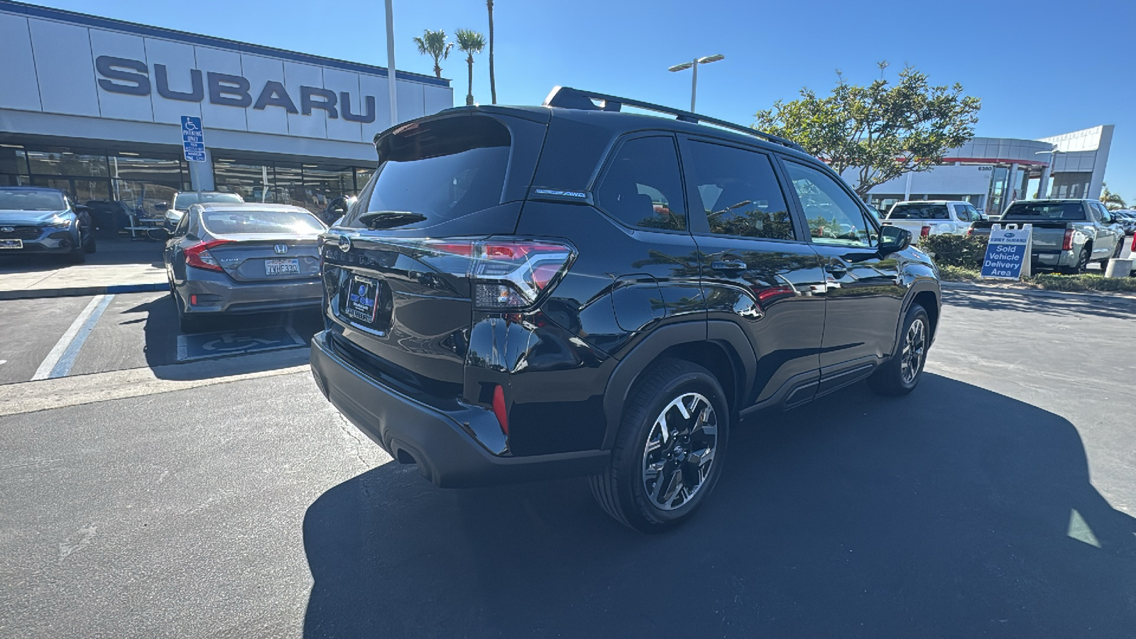 2025 Subaru Forester Premium 3