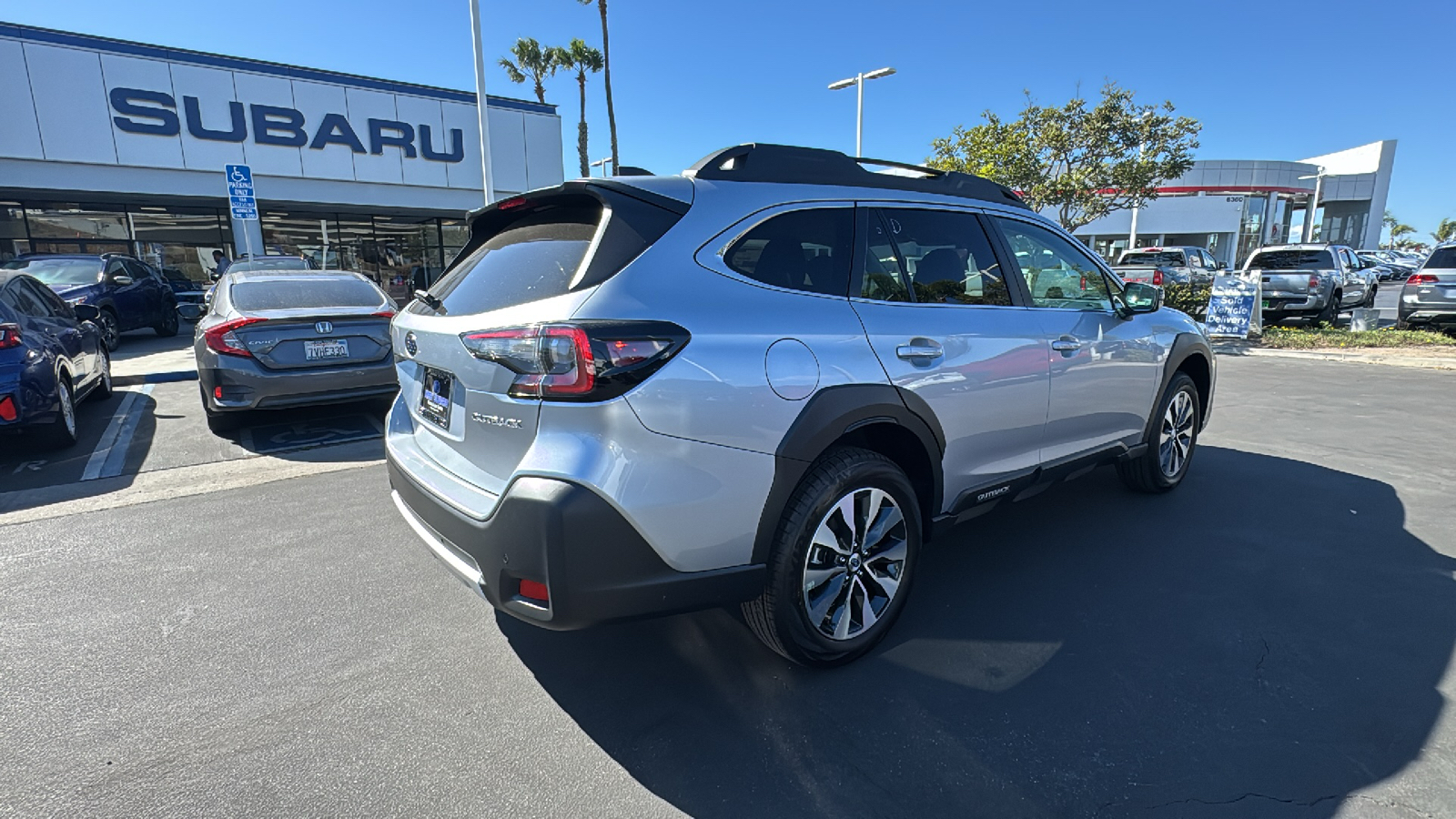 2025 Subaru Outback Limited 3