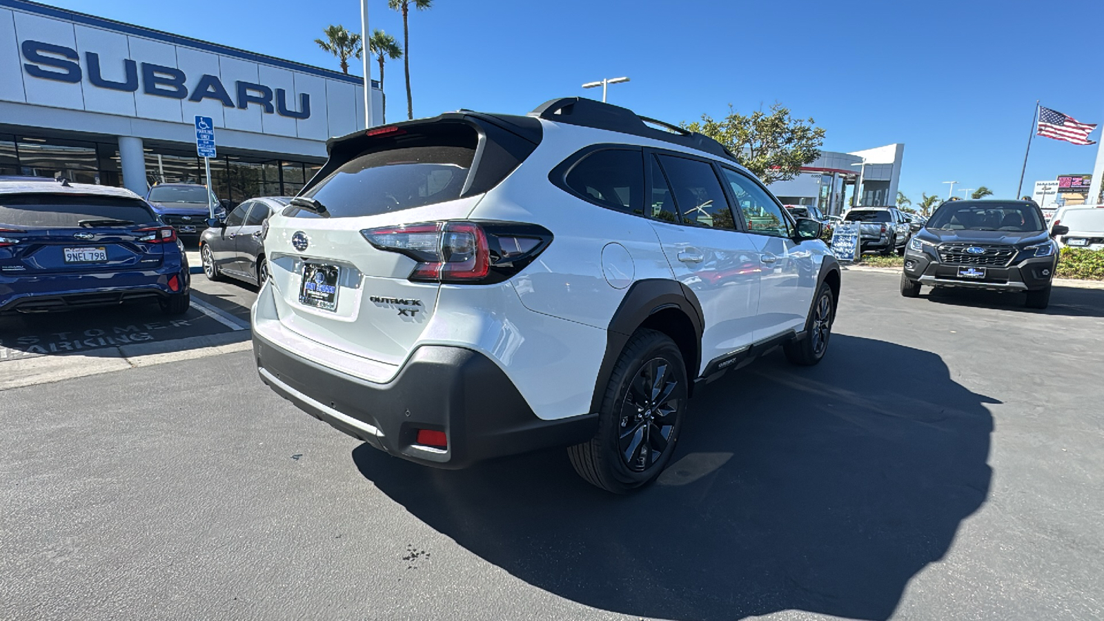 2025 Subaru Outback Onyx Edition XT 3