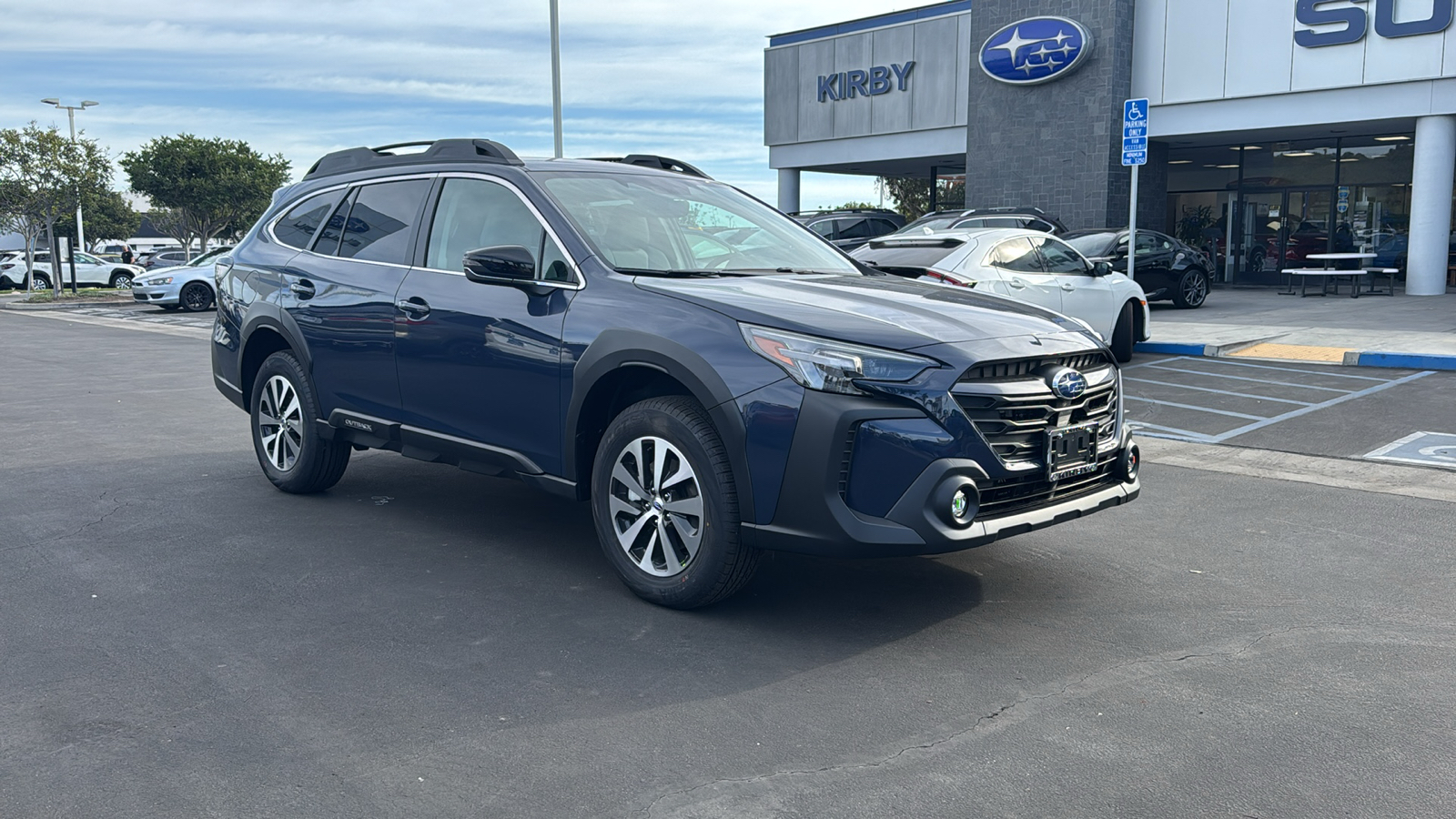 2025 Subaru Outback Premium 1