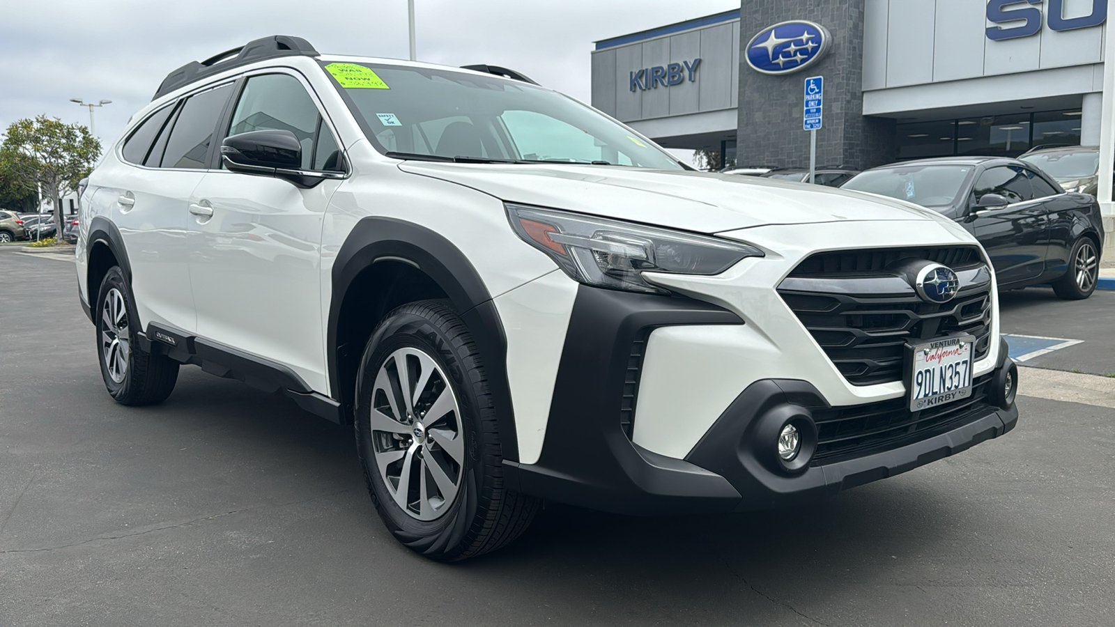 2023 Subaru Outback Premium 1