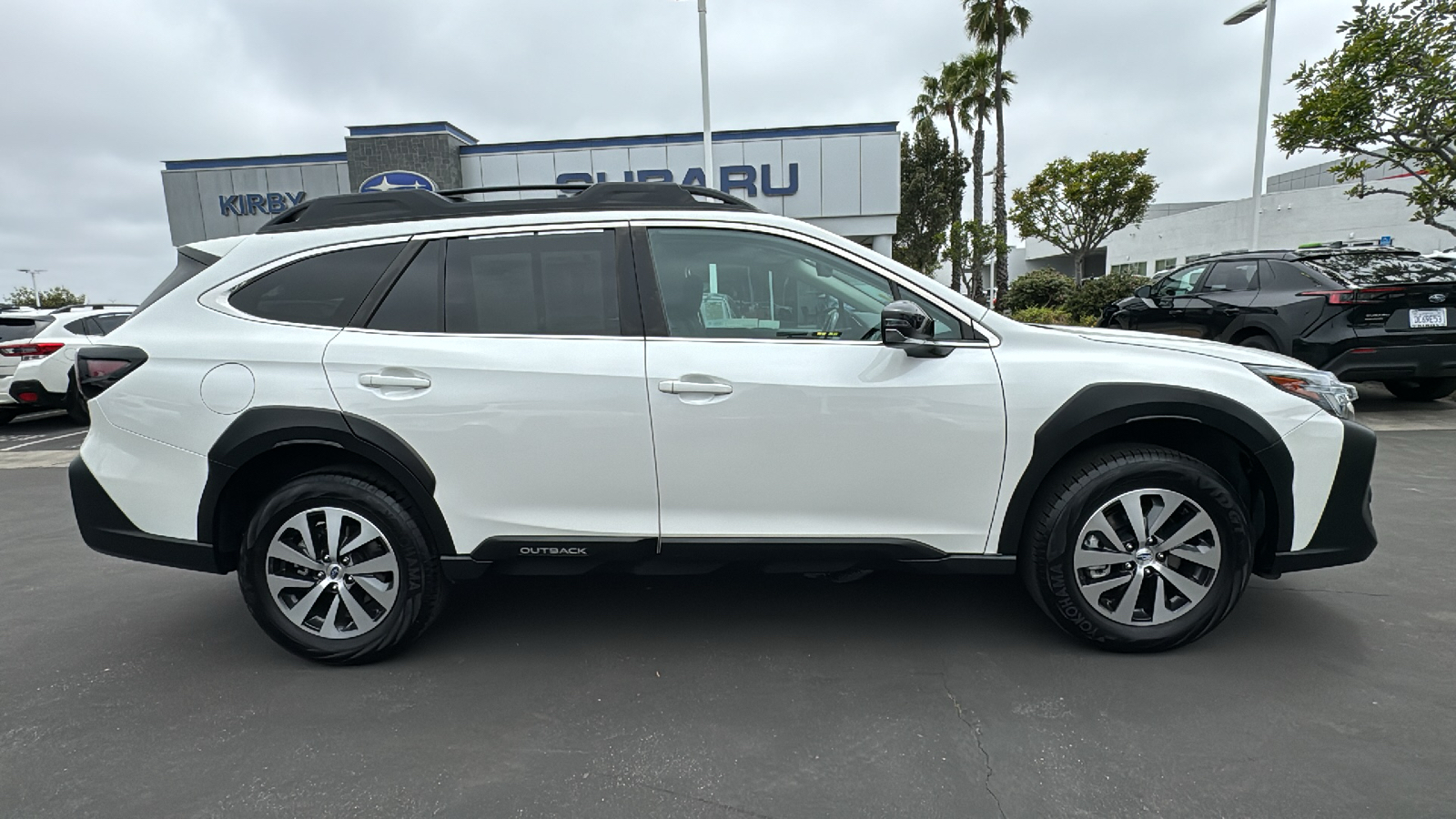 2023 Subaru Outback Premium 2