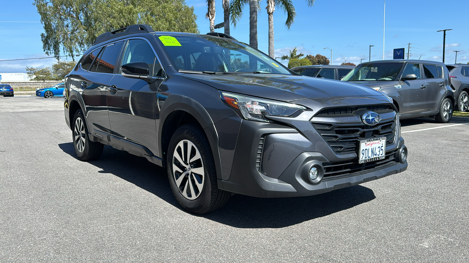 2023 Subaru Outback Premium 1