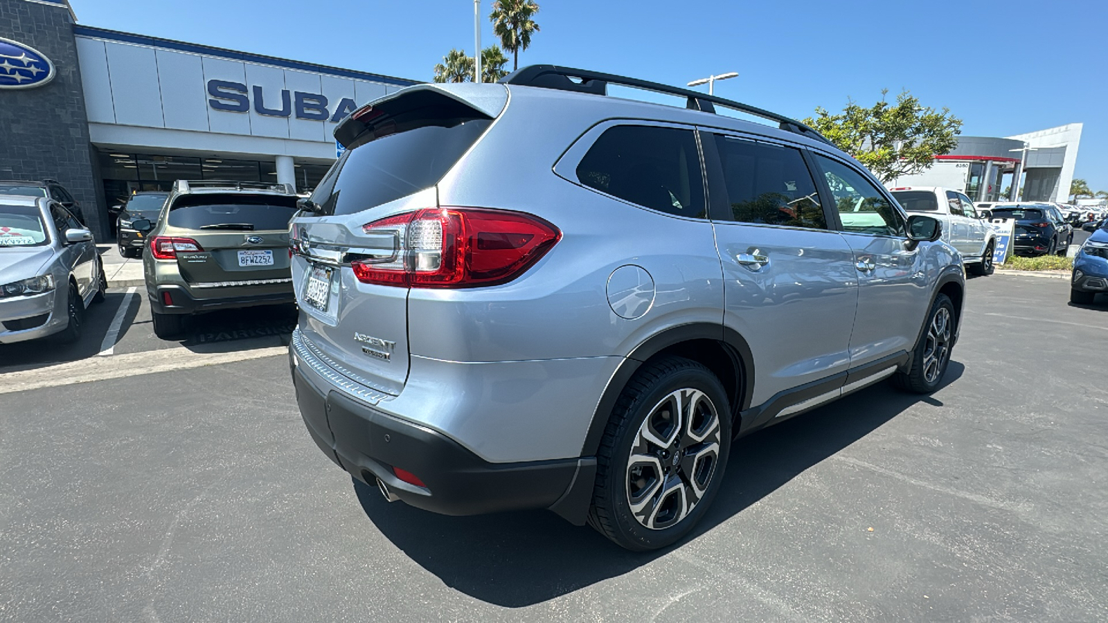 2023 Subaru Ascent Touring 3