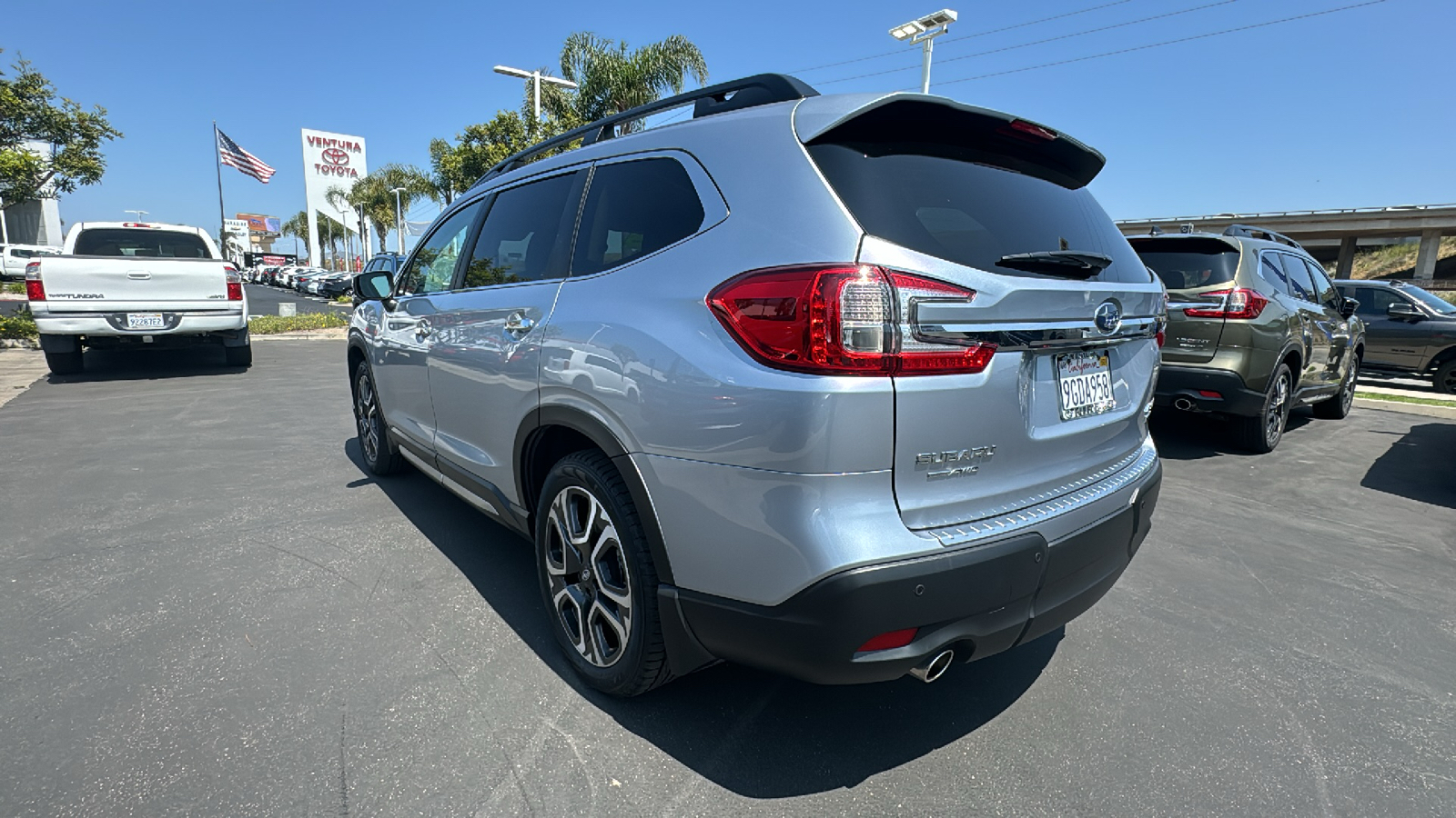 2023 Subaru Ascent Touring 5