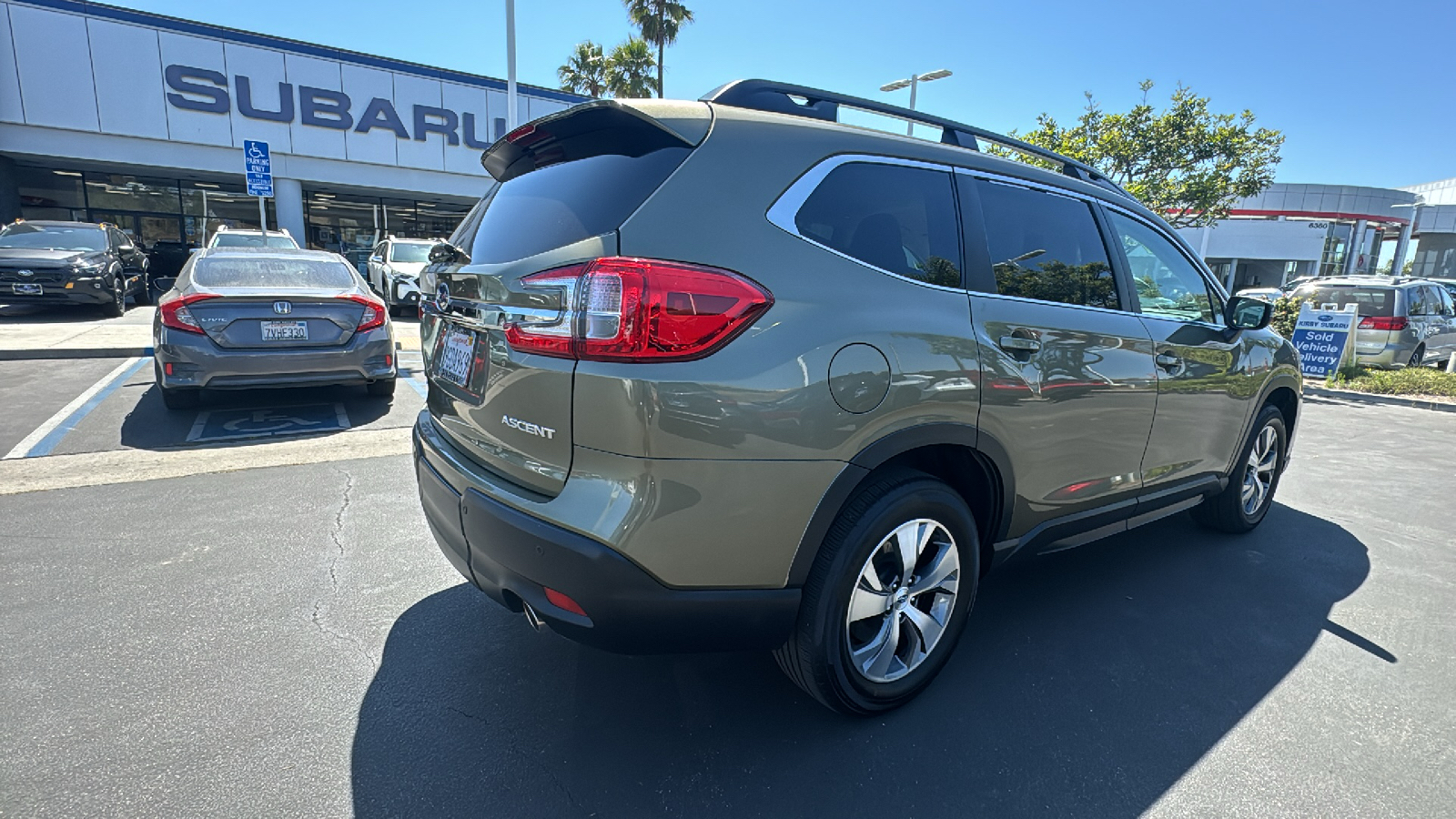 2023 Subaru Ascent Premium 3