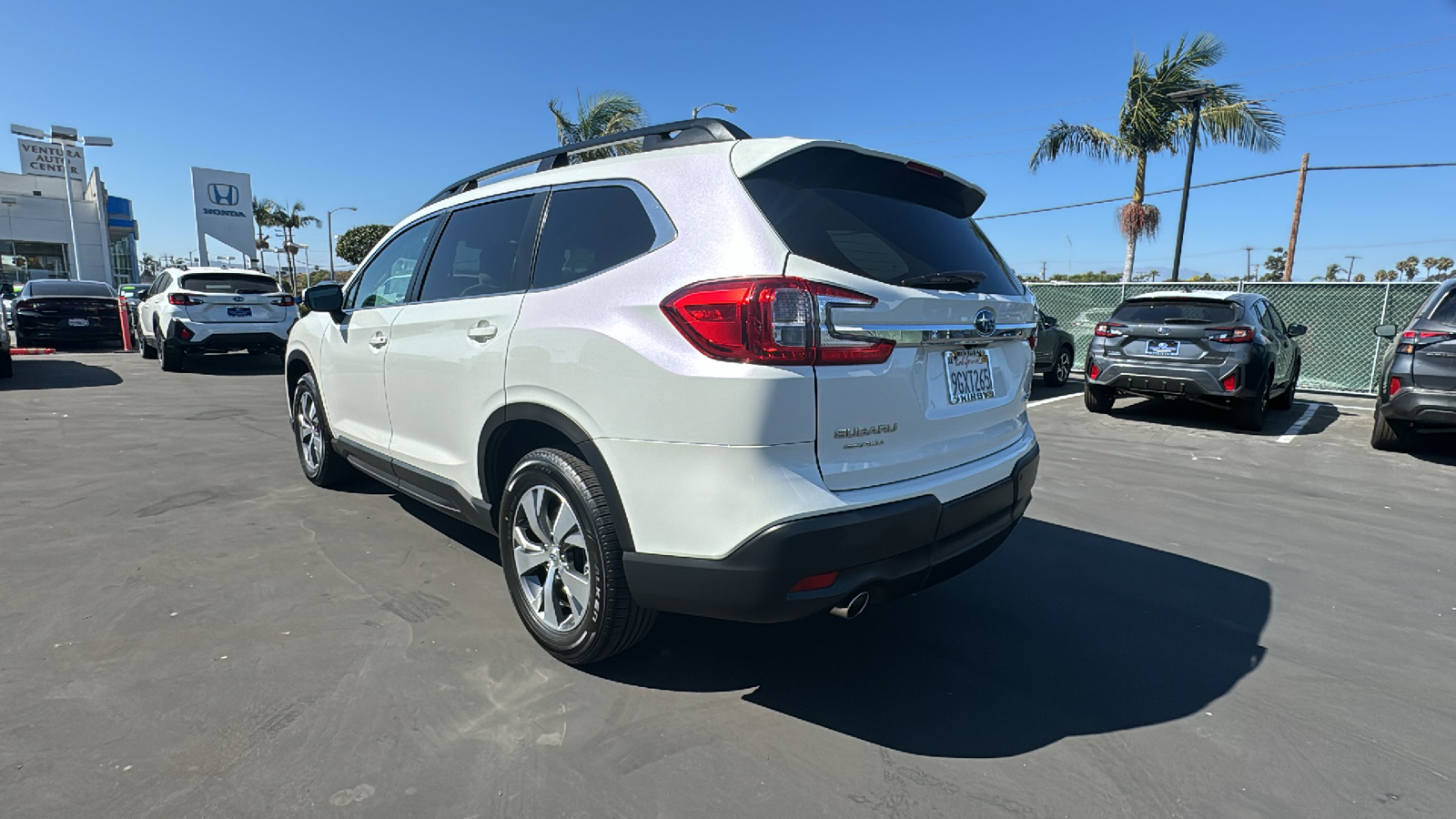 2023 Subaru Ascent Premium 5