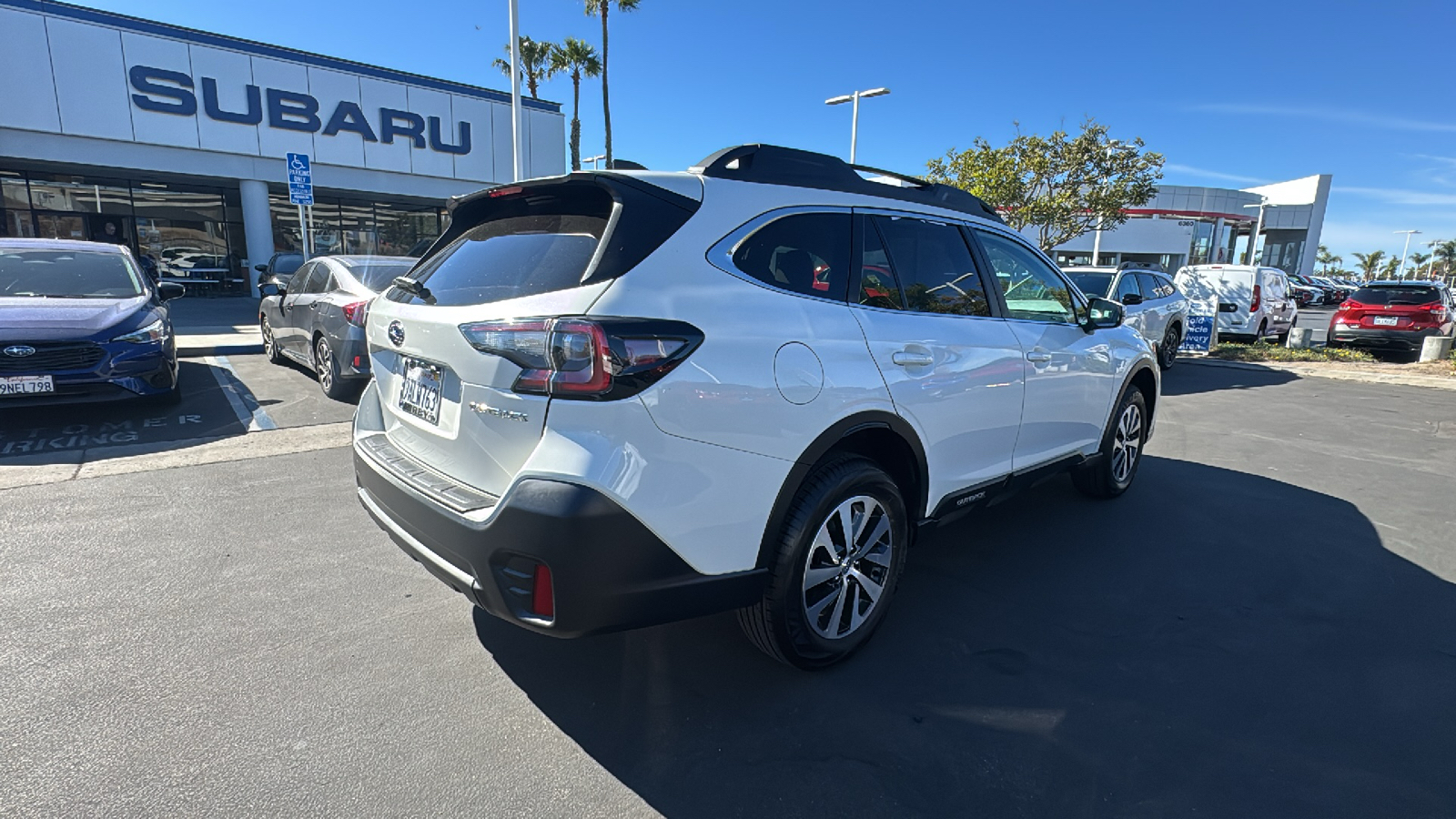 2022 Subaru Outback Premium 3