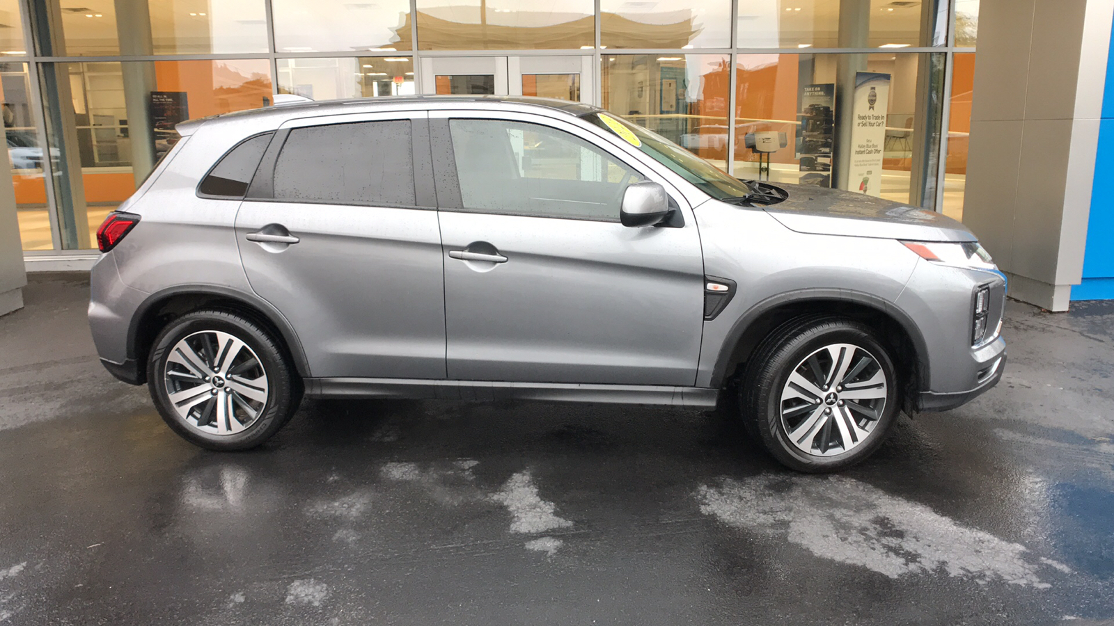 2023 Mitsubishi Outlander Sport 2.0 SE 2