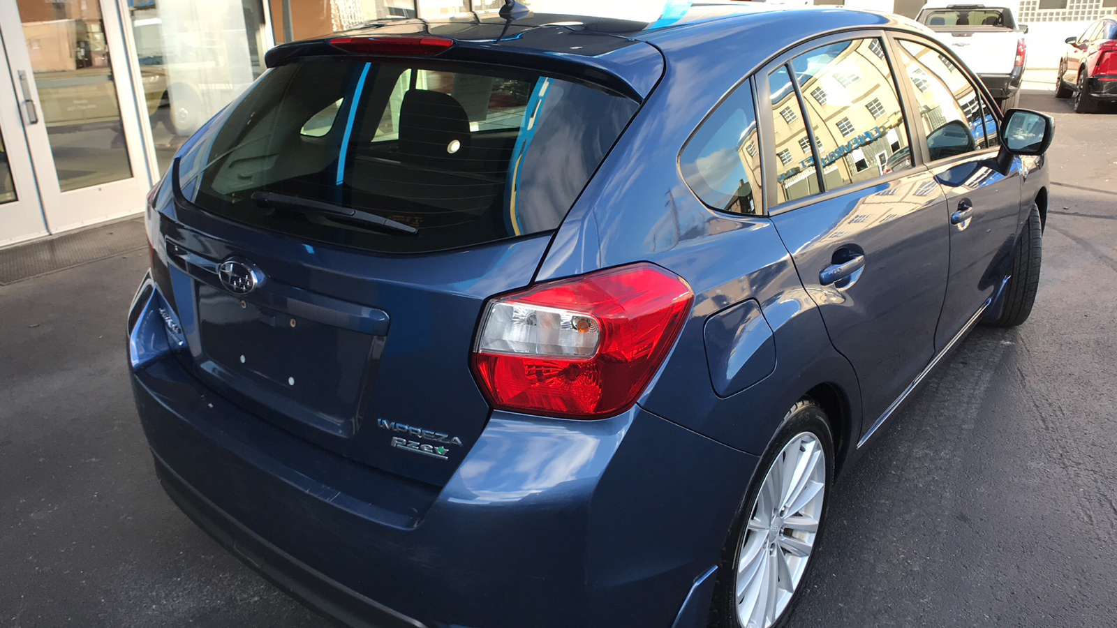 2013 Subaru Impreza 2.0i Premium 9