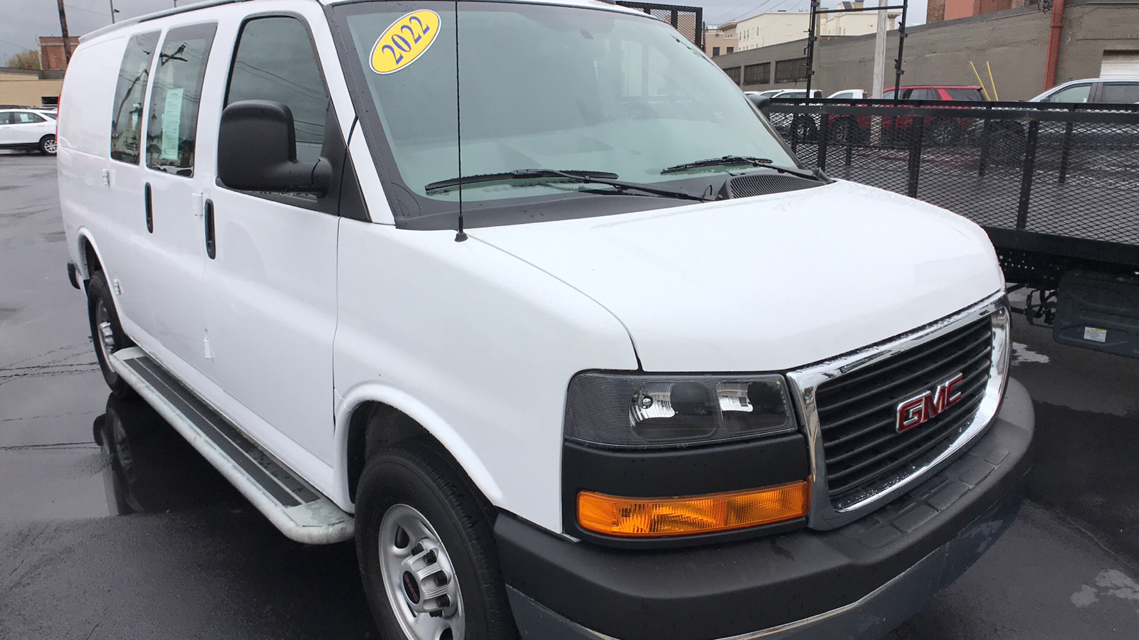 2022 GMC Savana 2500 Work Van 2