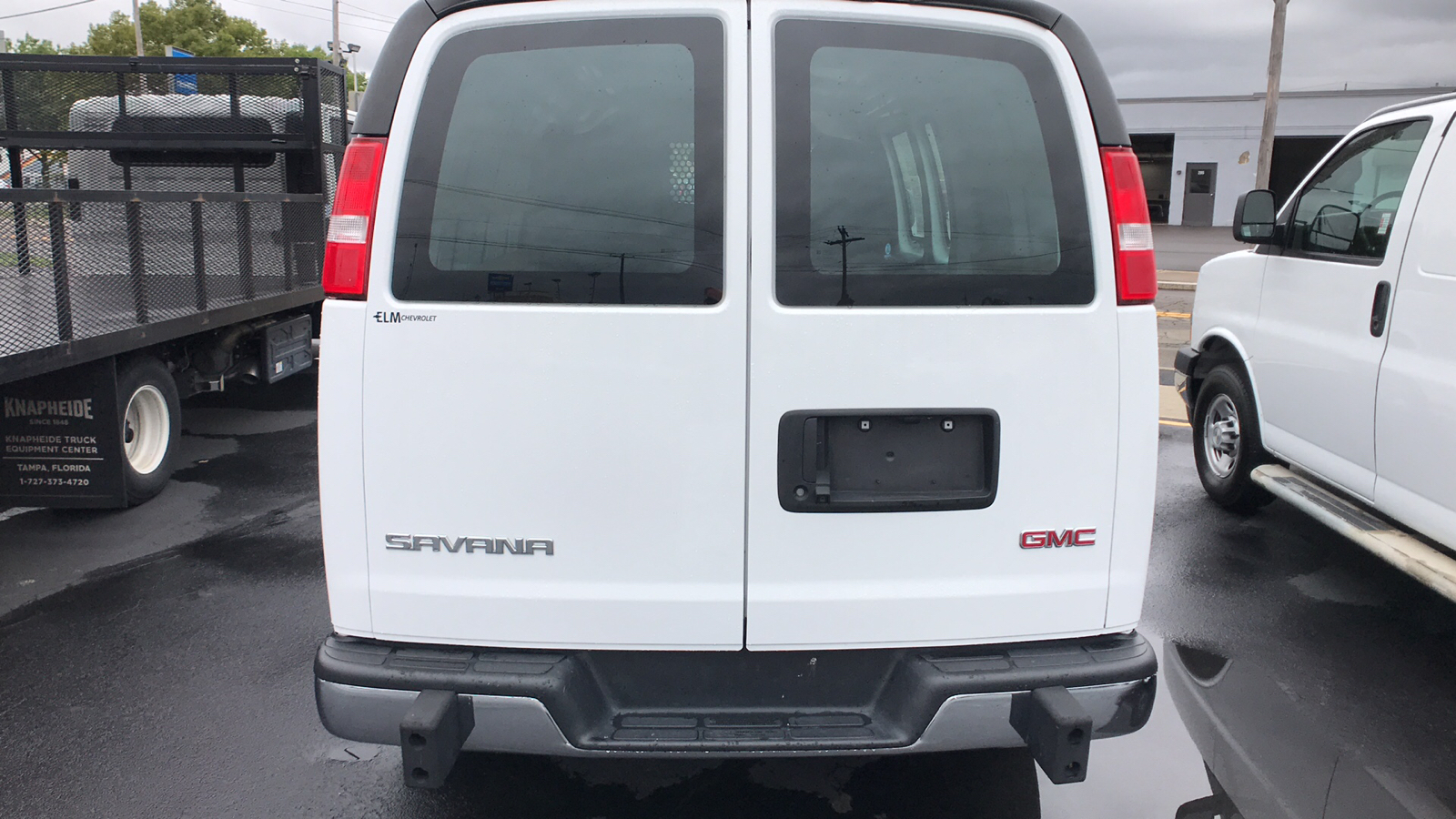 2022 GMC Savana 2500 Work Van 7