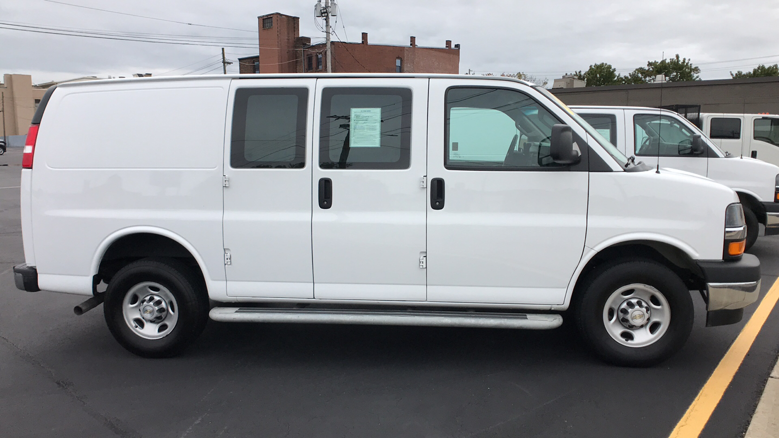 2022 Chevrolet Express 2500 Work Van 5