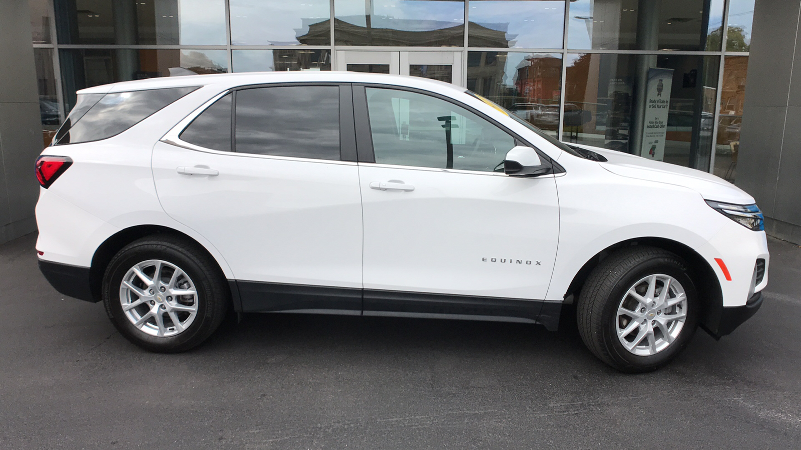 2022 Chevrolet Equinox LT 2