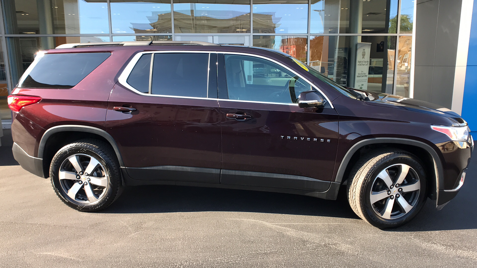 2021 Chevrolet Traverse LT Leather 25