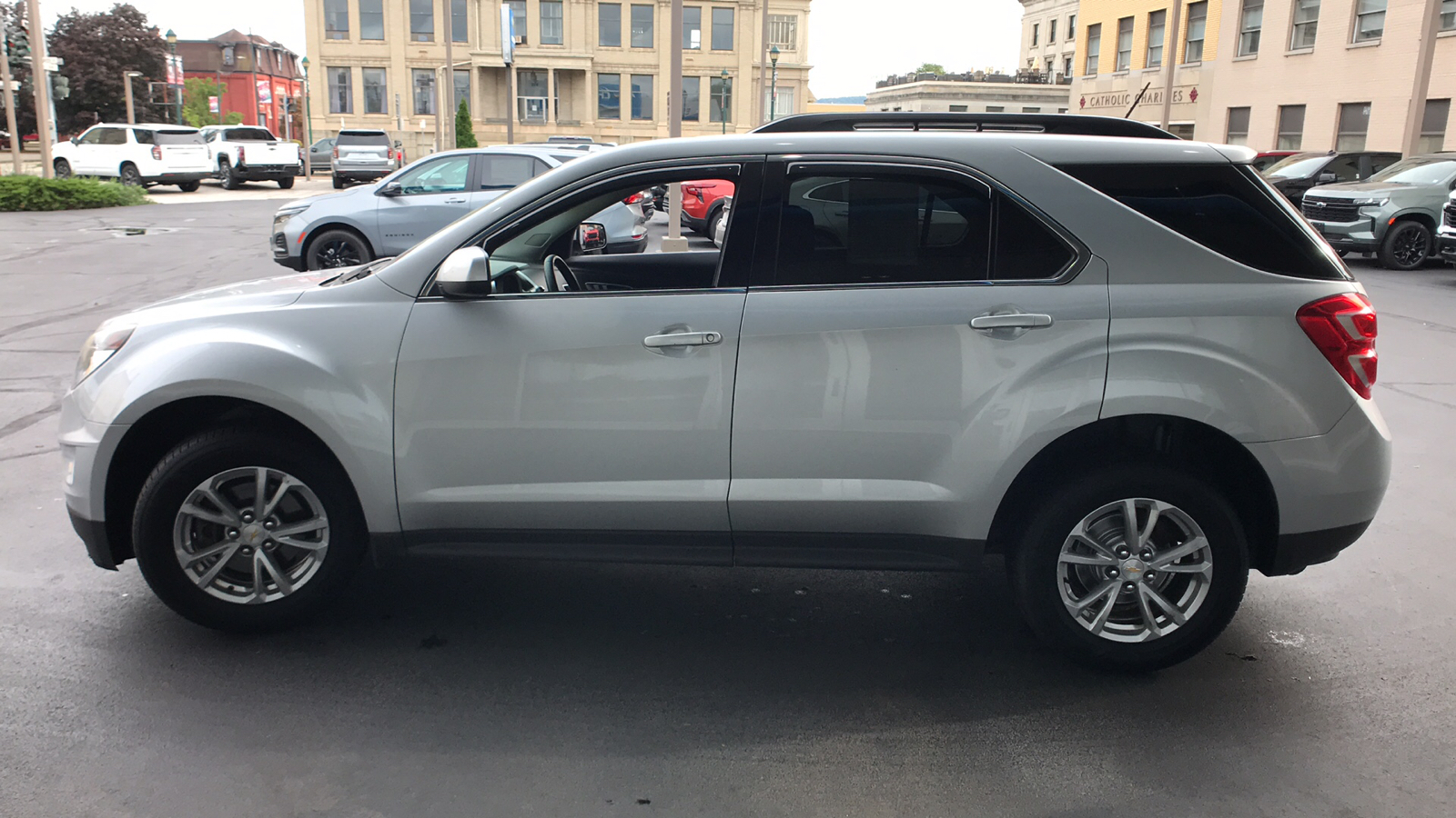 2017 Chevrolet Equinox LT 5