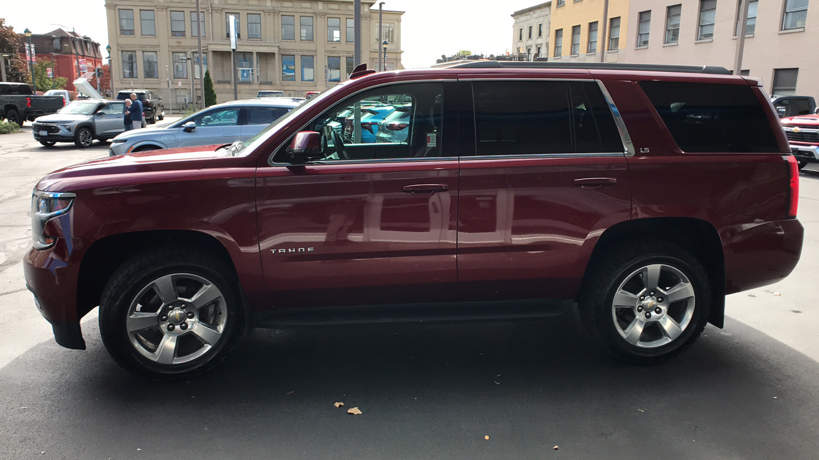 2016 Chevrolet Tahoe LS 6