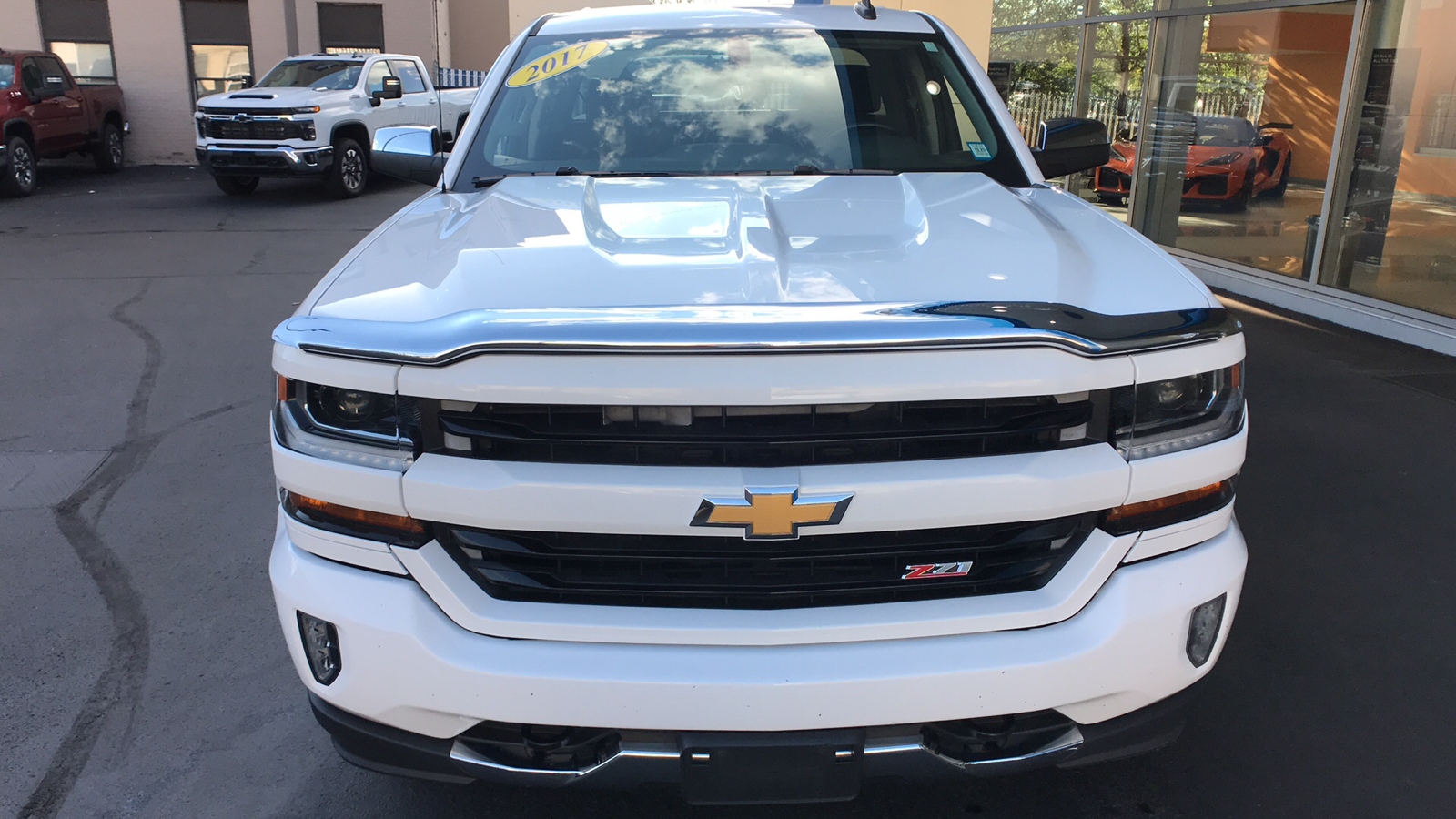 2017 Chevrolet Silverado 1500 LT 4