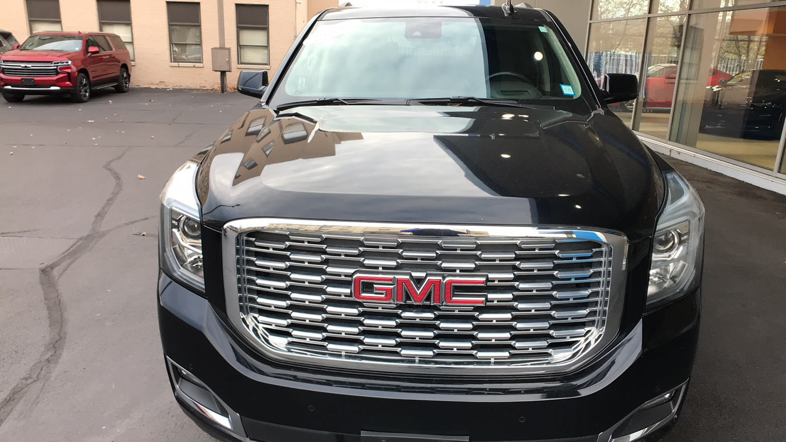 2020 GMC Yukon Denali 4