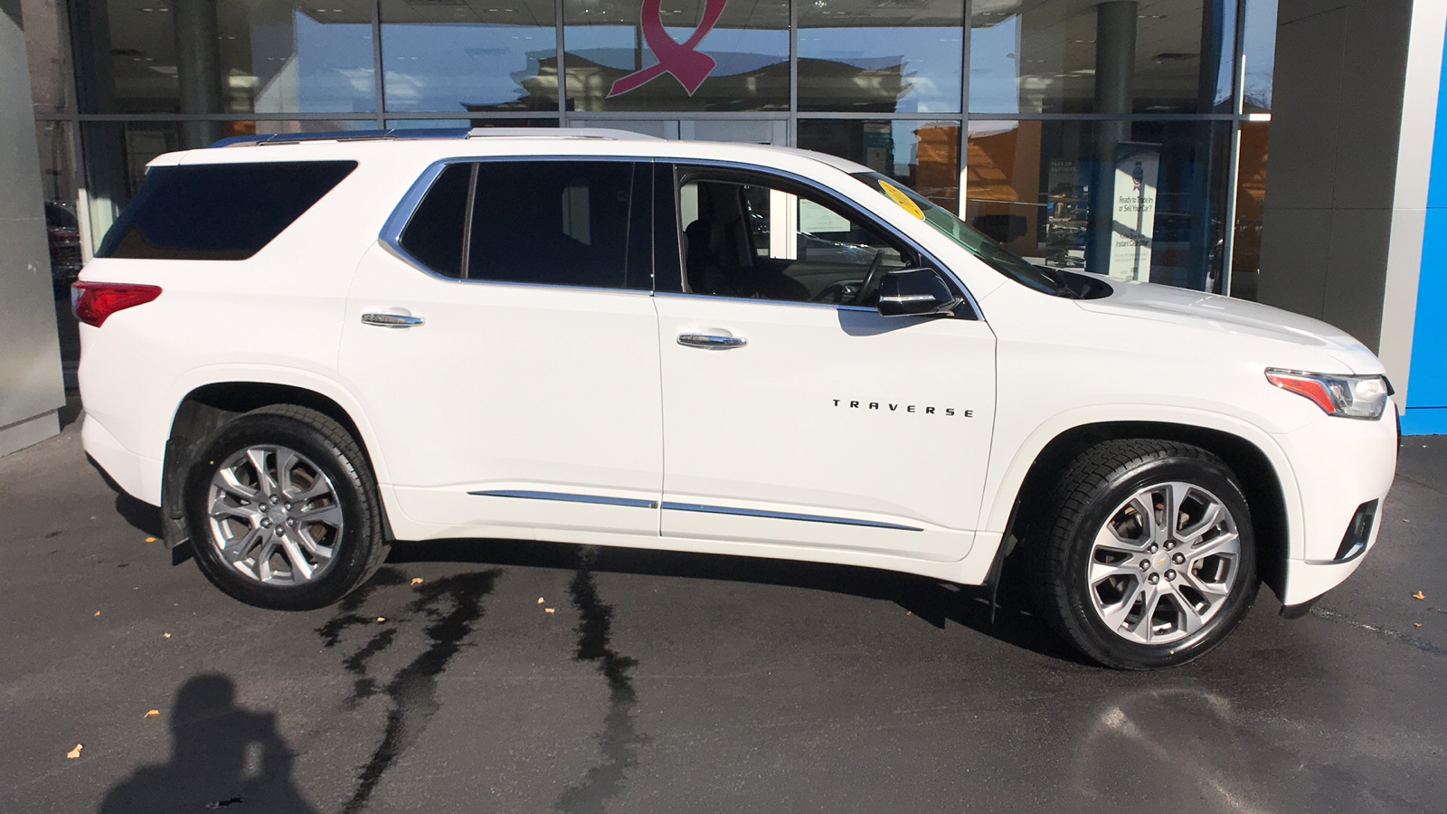 2019 Chevrolet Traverse Premier 2