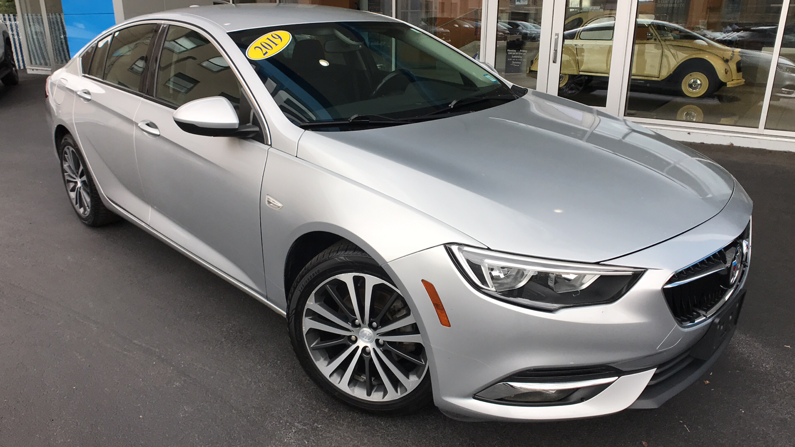 2019 Buick Regal Preferred 2