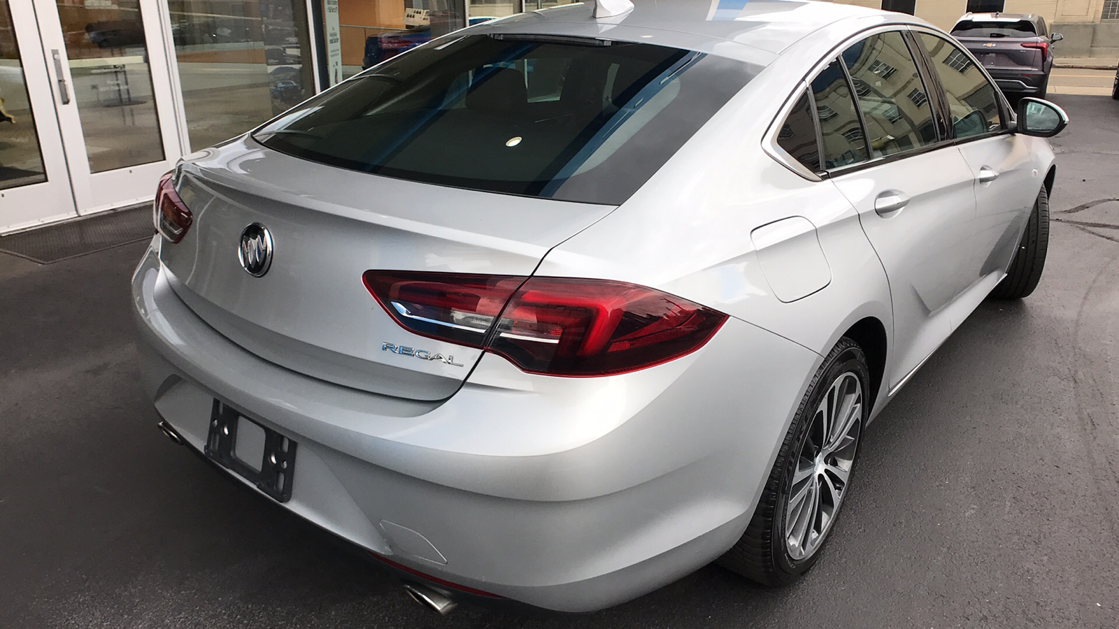 2019 Buick Regal Preferred 8