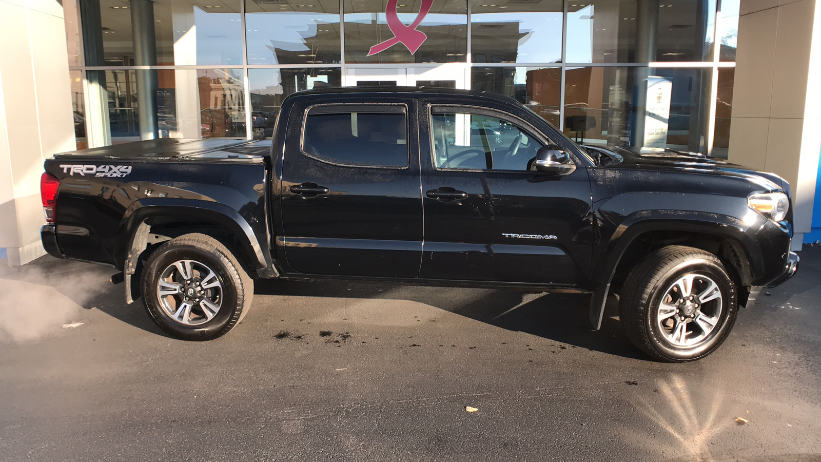 2016 Toyota Tacoma  23